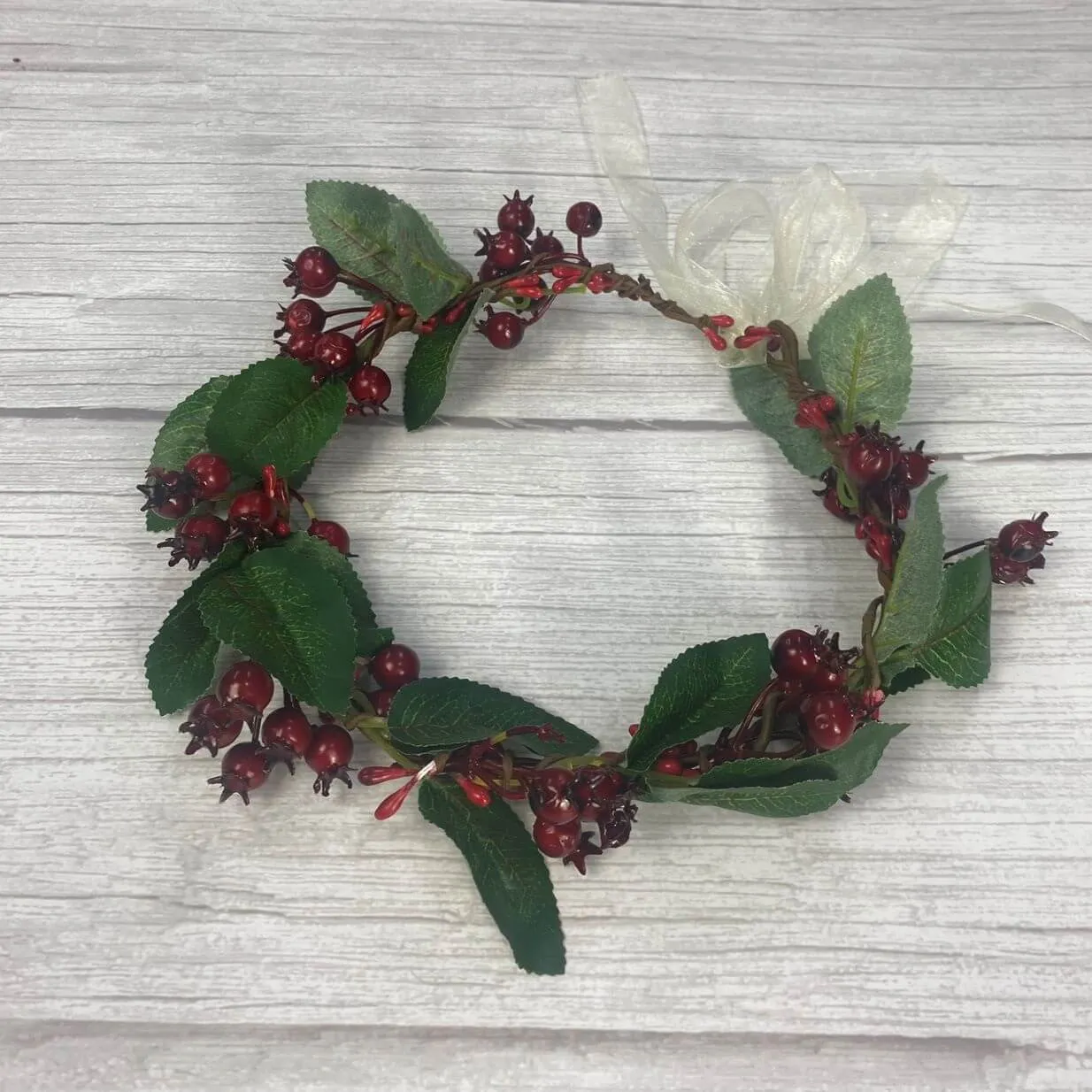 Berries Head Garland