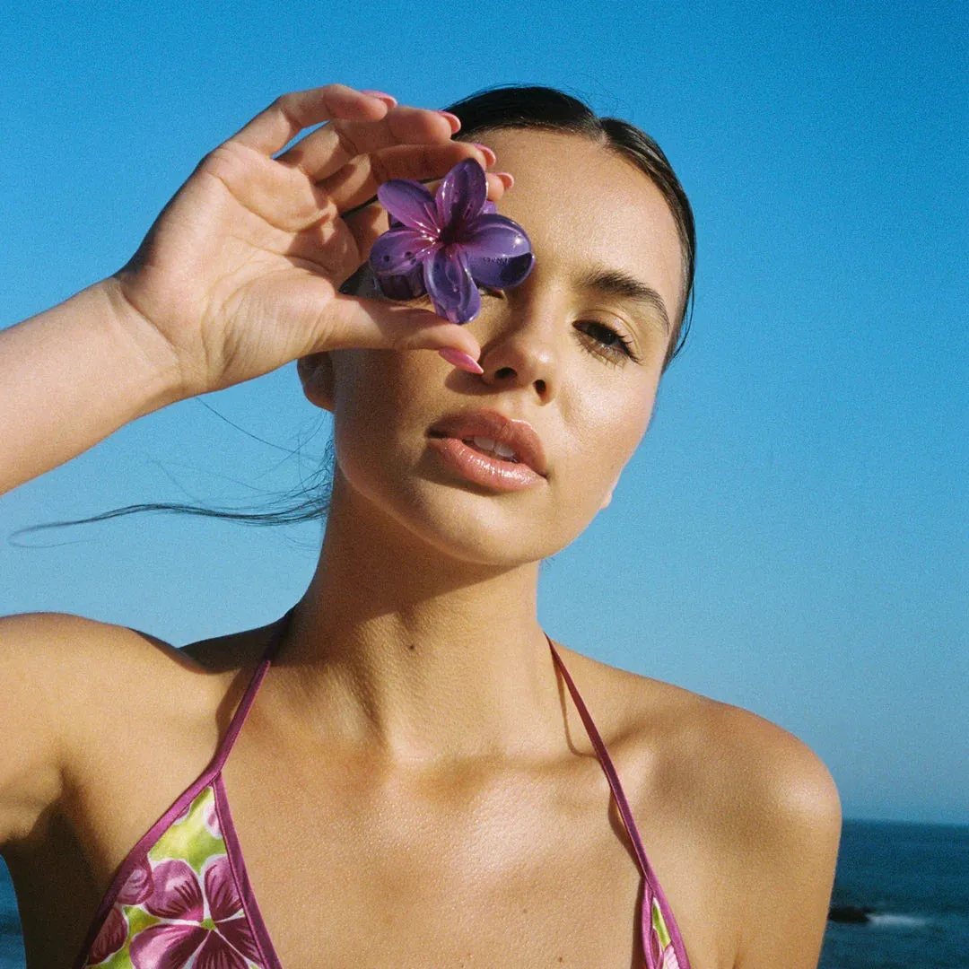 Emi Jay Midi Super Bloom Clip in Grape Soda