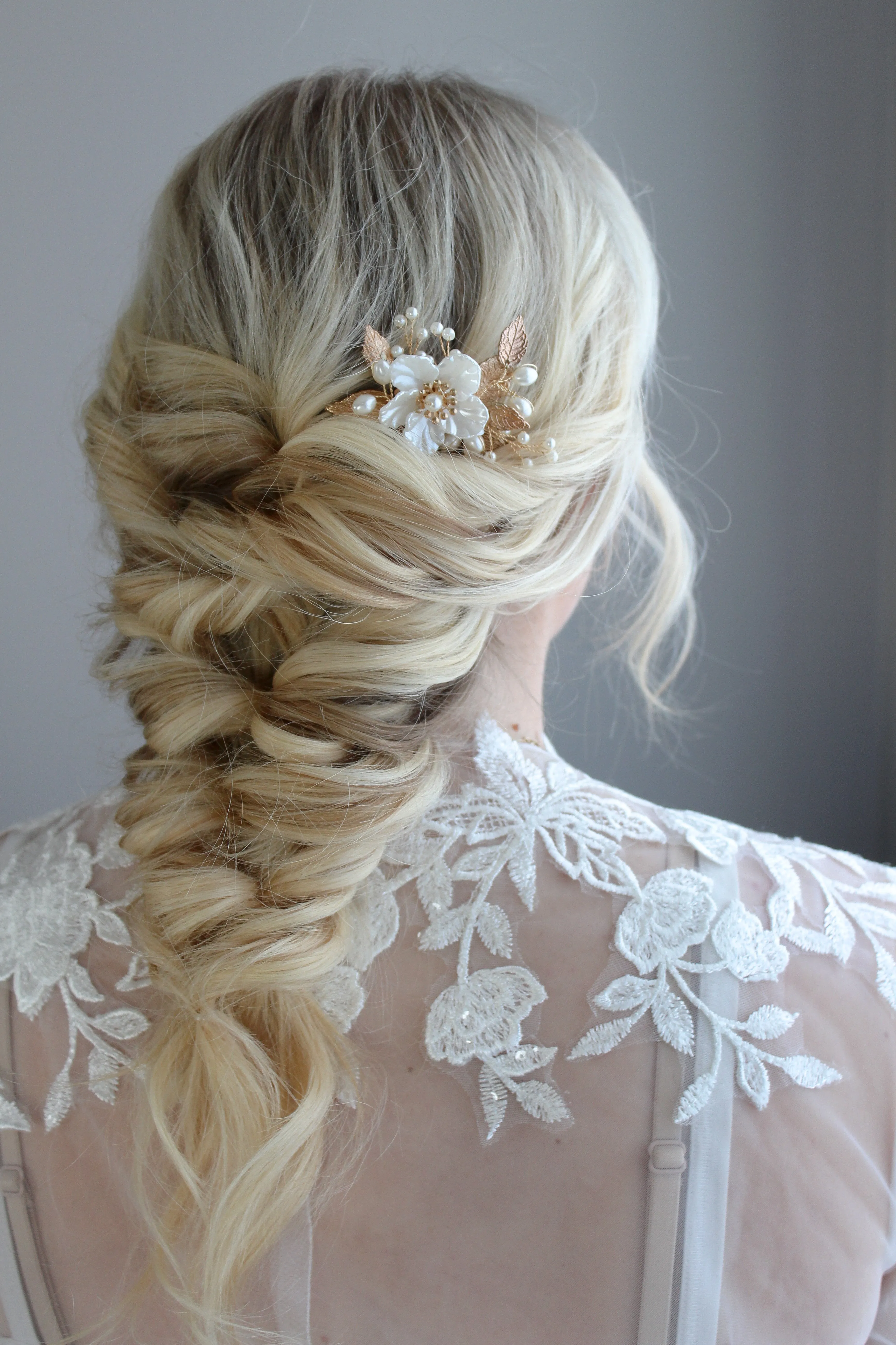 Gold Flower Comb