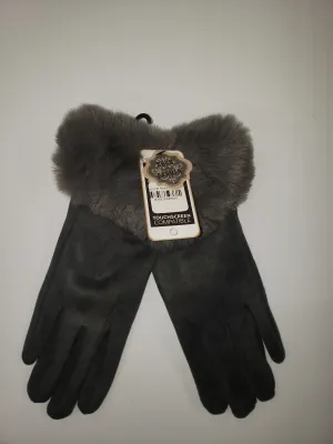 Gray Fuzzy Gloves Coco & Carmen