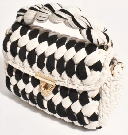 Handbag (AXD1832)