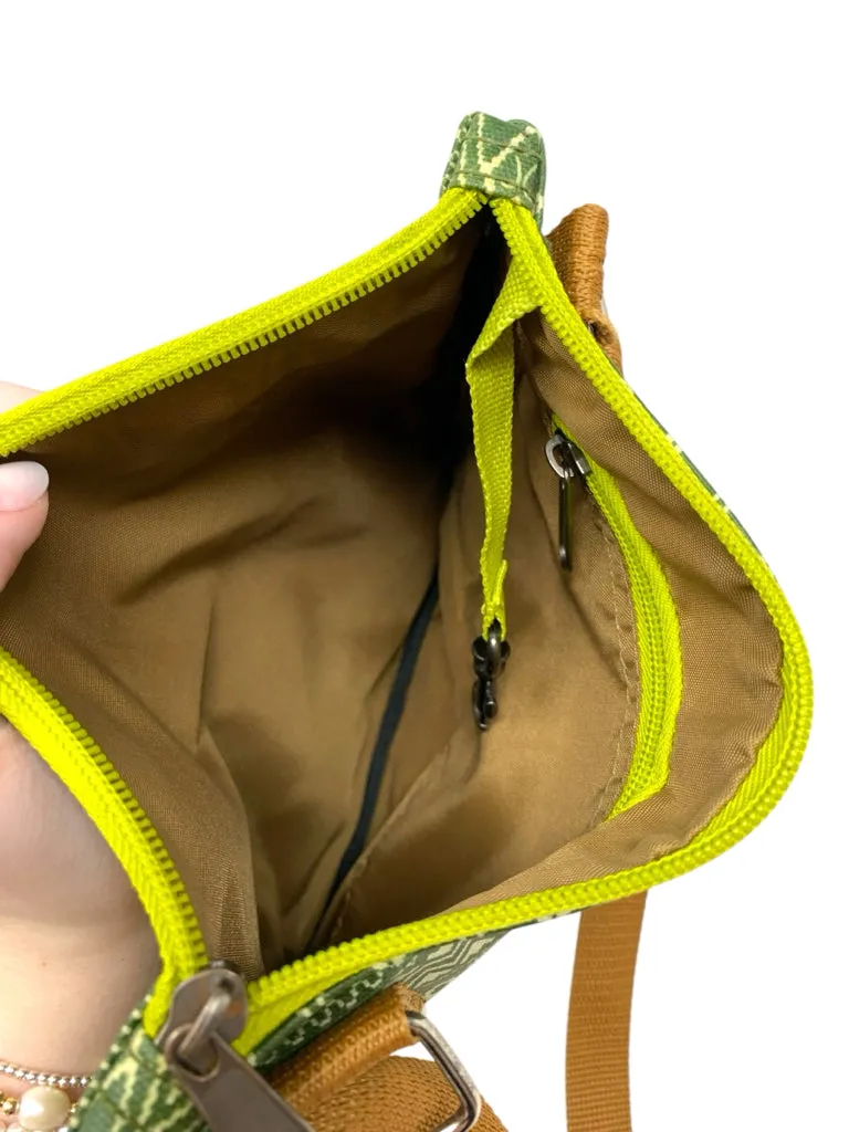KAVU  medium CROSSBODY W