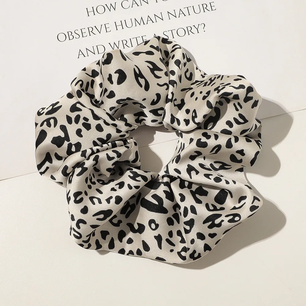 Large Intestine Circle Satin Rope Hair Accessory