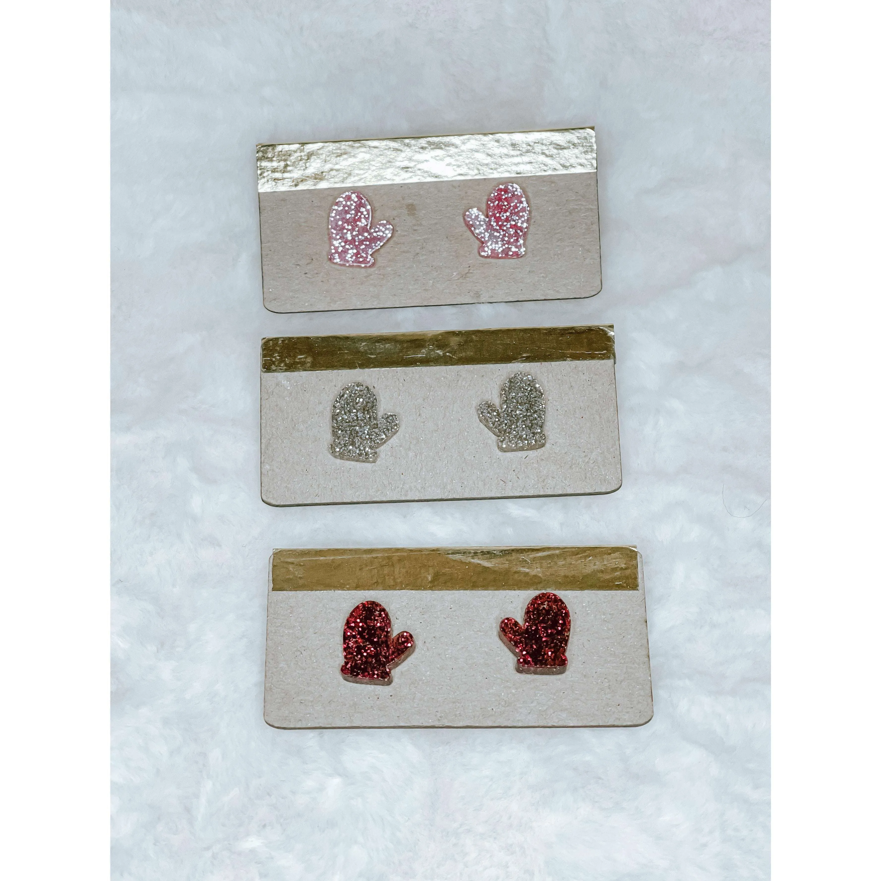Mitten Studs