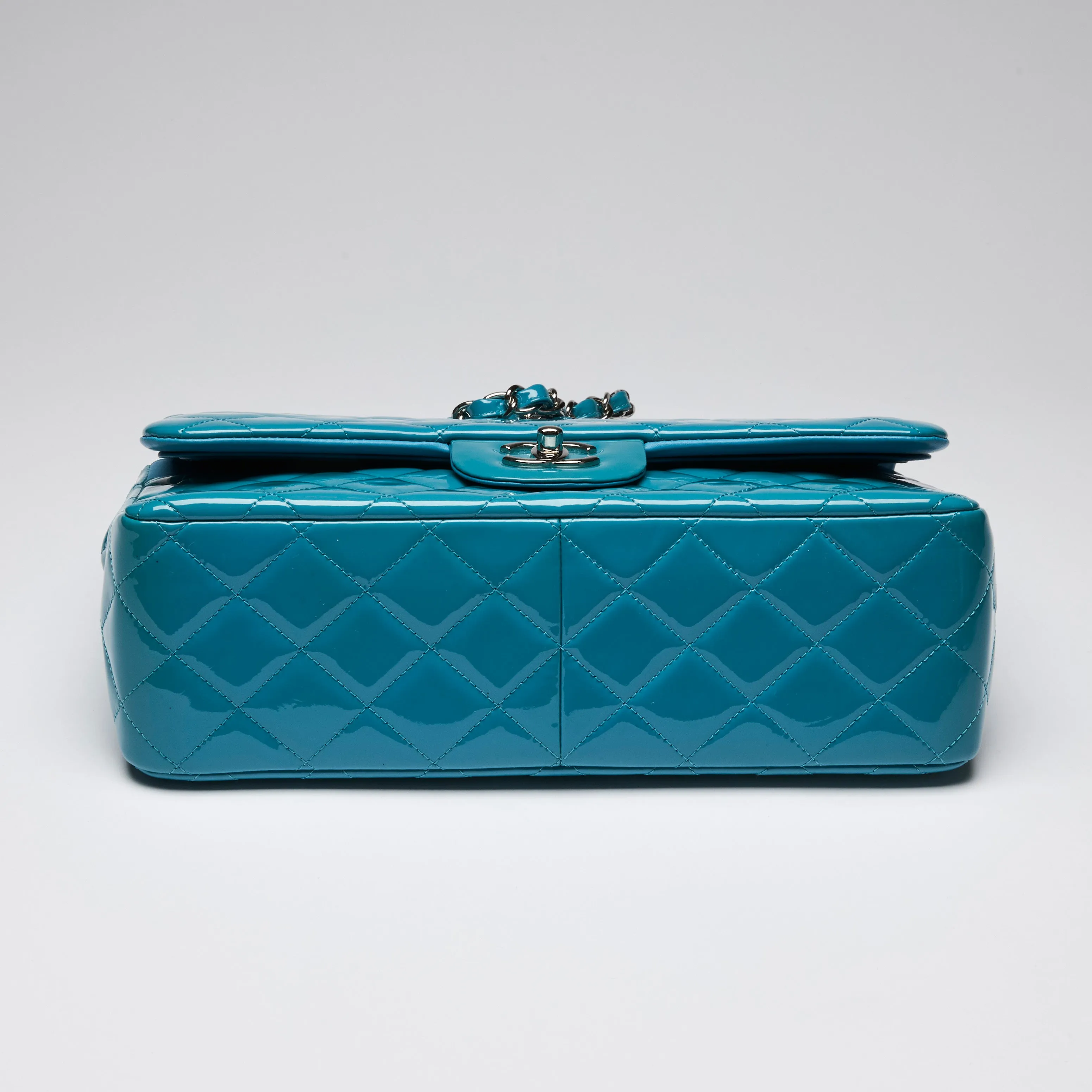 Pre-Loved Chanel ™ Blue Patent Leather Large Double Flap Bag