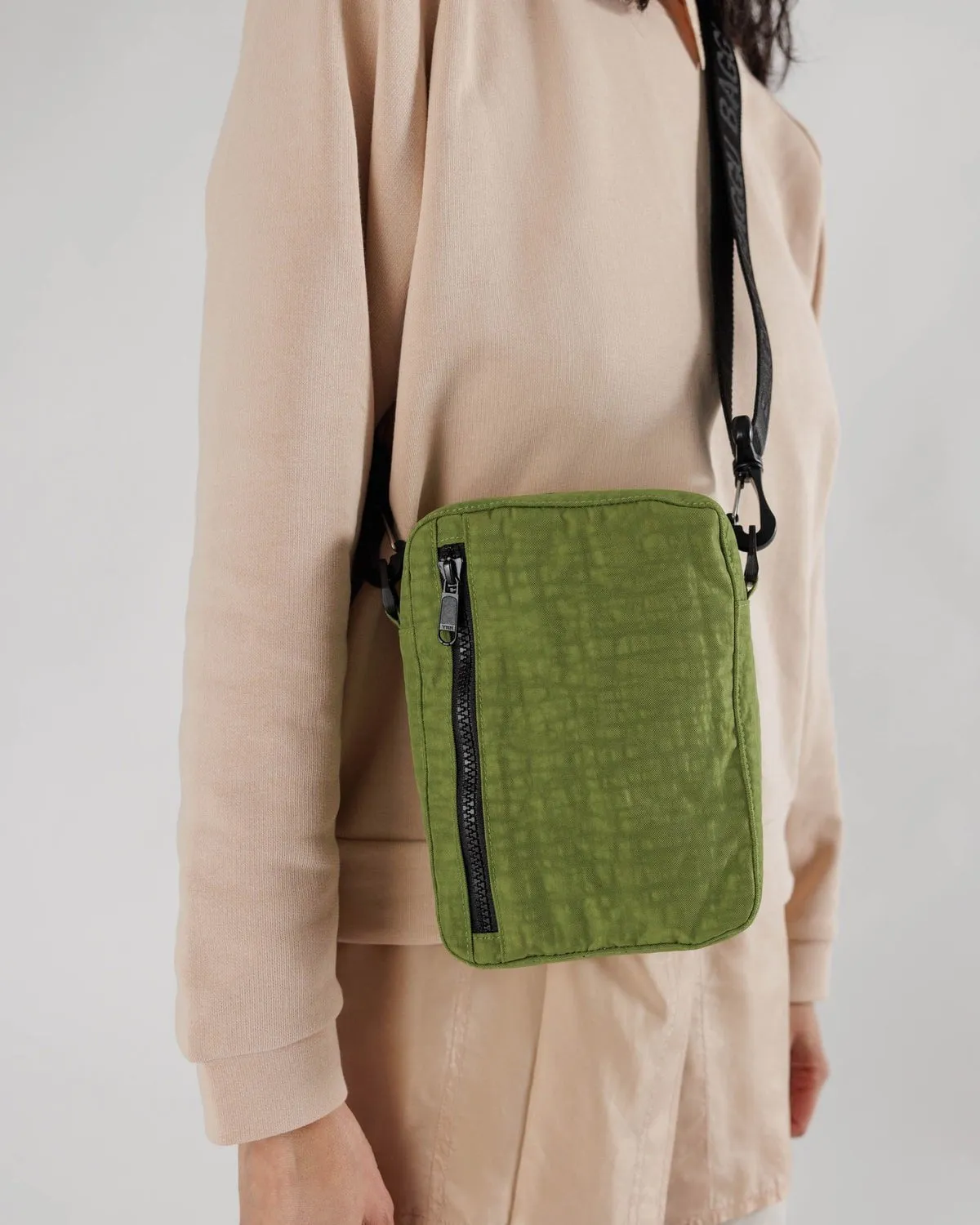 Sport Crossbody