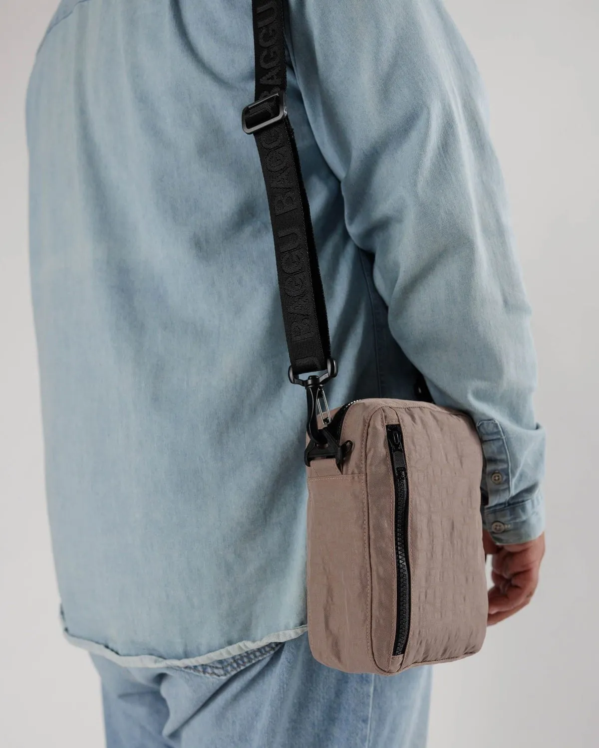 Sport Crossbody