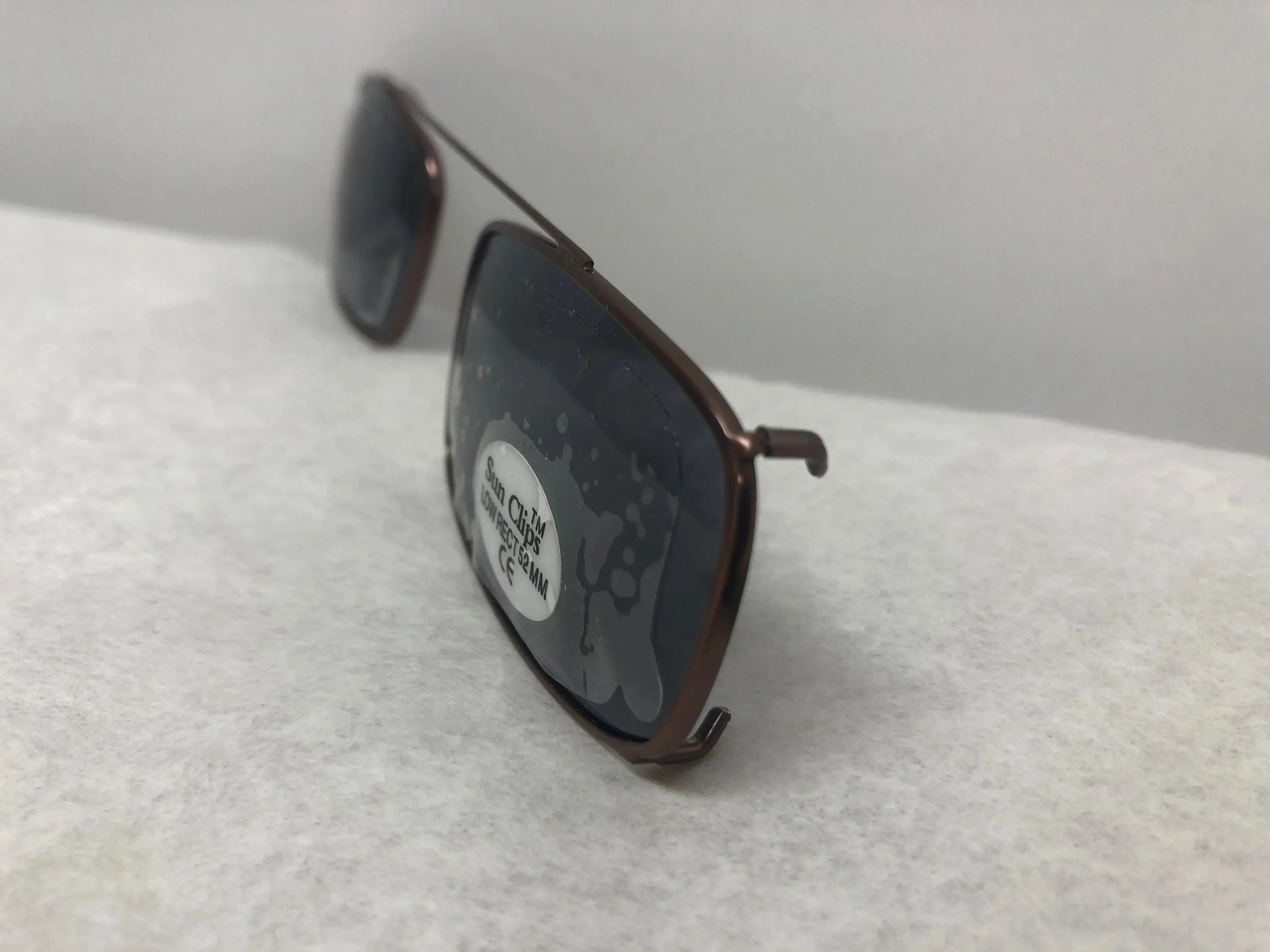 Sun Clip, Low Rect, 52mm Rose Gold Frame Shade Lens | KMOPT-139