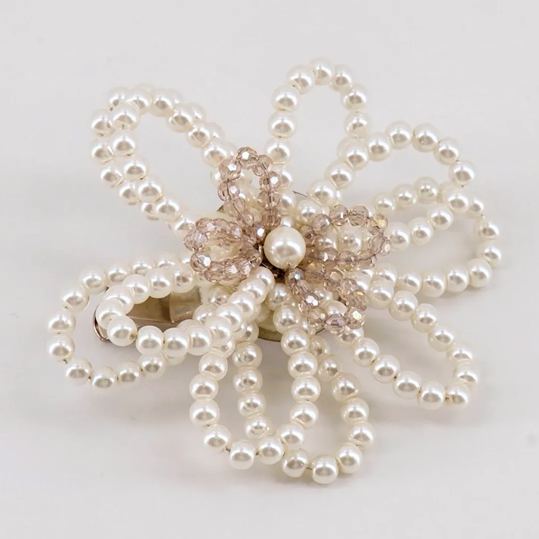 The Acacia Flower Hair Clip