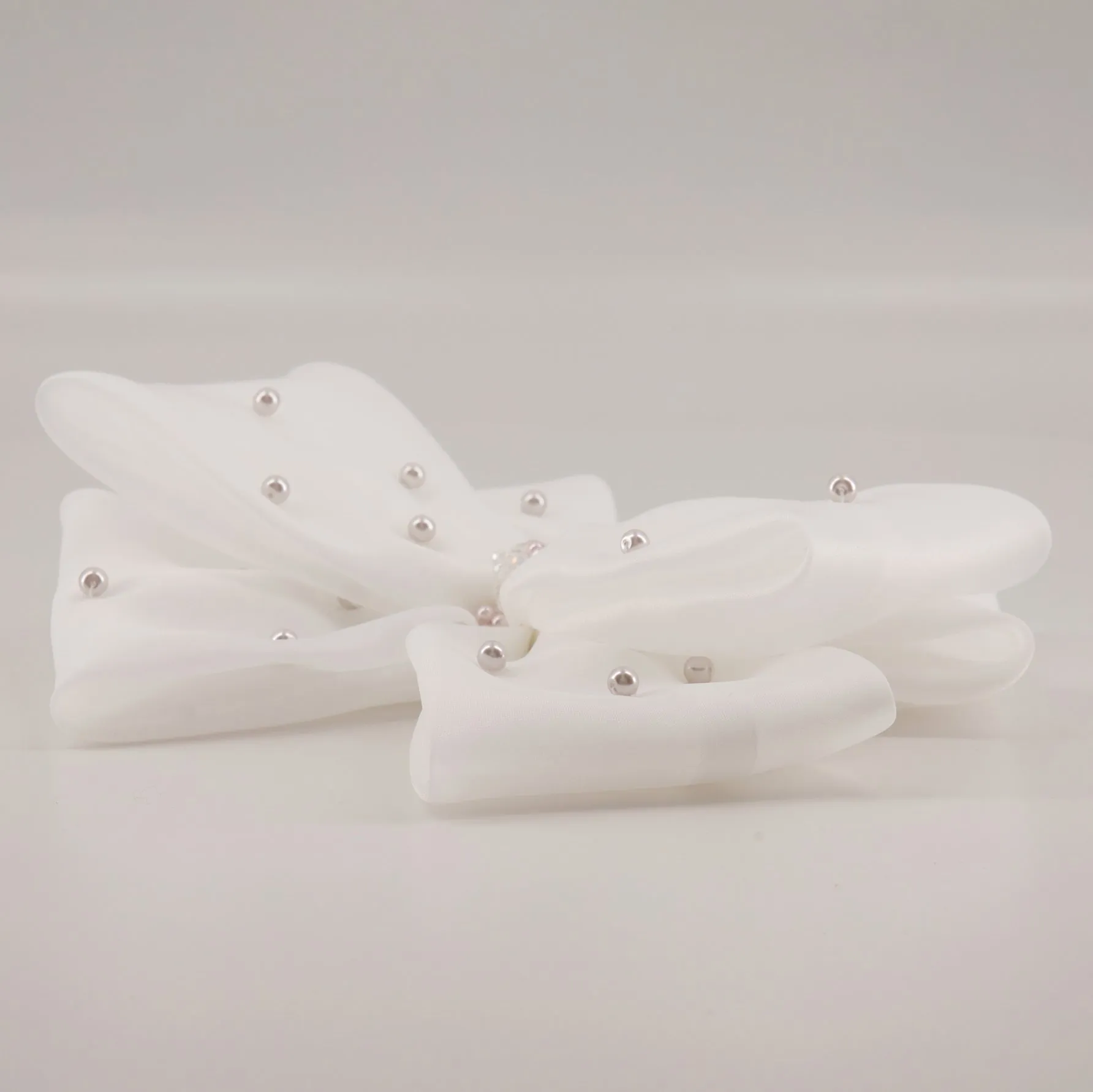 The Kensington Designer Girls Bow Hair Clip