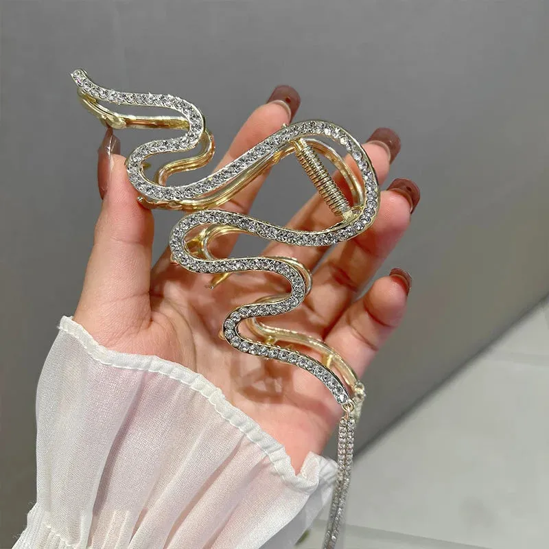 Vintage Metal Long Tassel Gripping Clip Hair Claw For Women