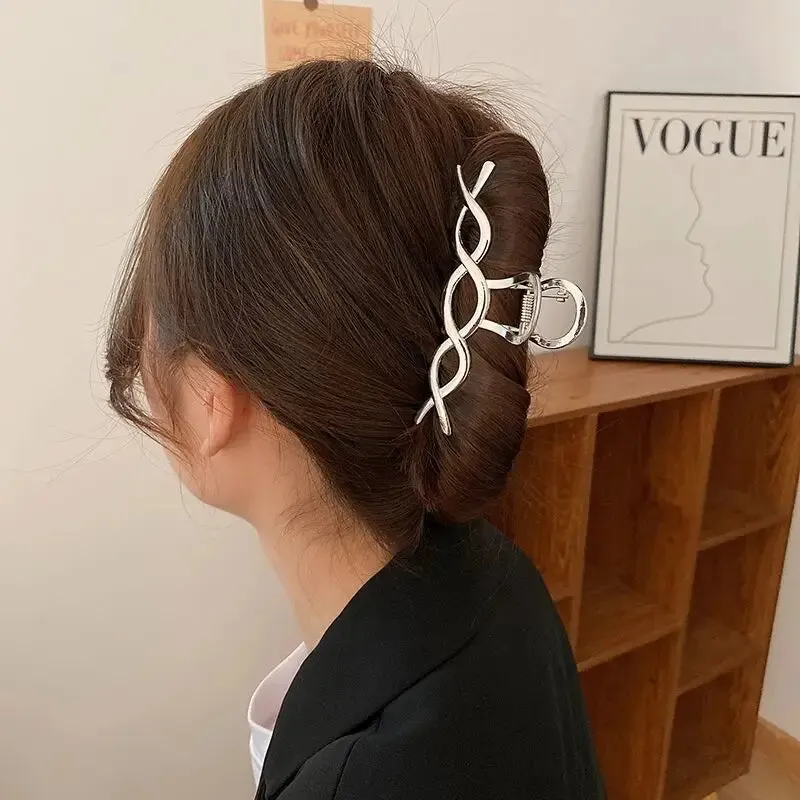 Vintage Metal Long Tassel Gripping Clip Hair Claw For Women