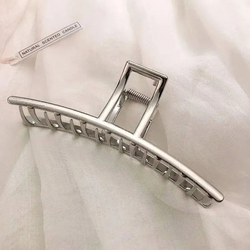 Vintage Metal Long Tassel Gripping Clip Hair Claw For Women