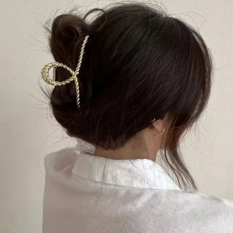 Vintage Metal Long Tassel Gripping Clip Hair Claw For Women