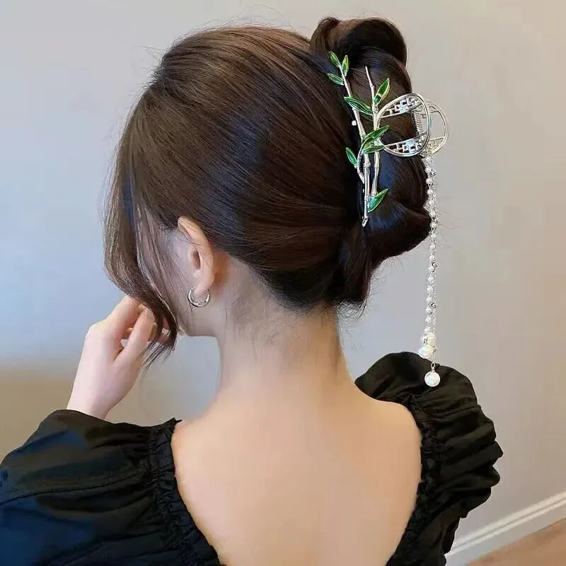Vintage Metal Long Tassel Gripping Clip Hair Claw For Women