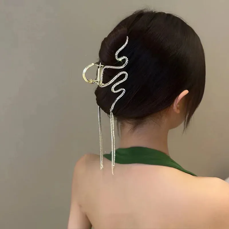 Vintage Metal Long Tassel Gripping Clip Hair Claw For Women