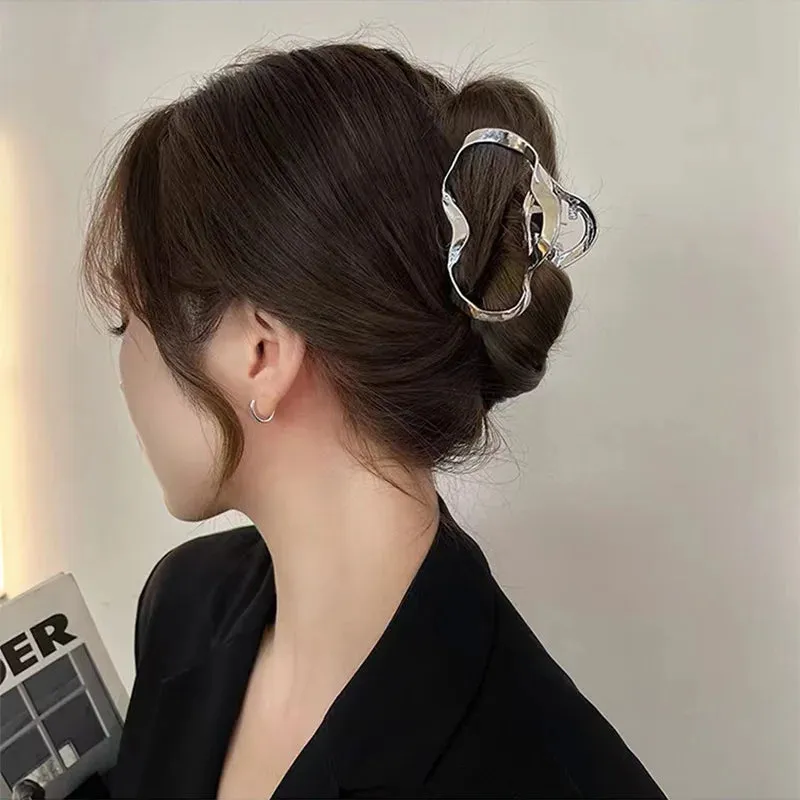 Vintage Metal Long Tassel Gripping Clip Hair Claw For Women