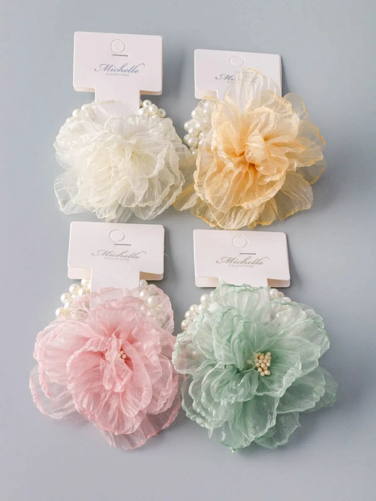 WOMEN'S ASSORTED COLORS FLOWER PEARL HAIR SCRUNCHIES
